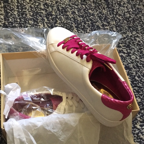 michael kors irving pink